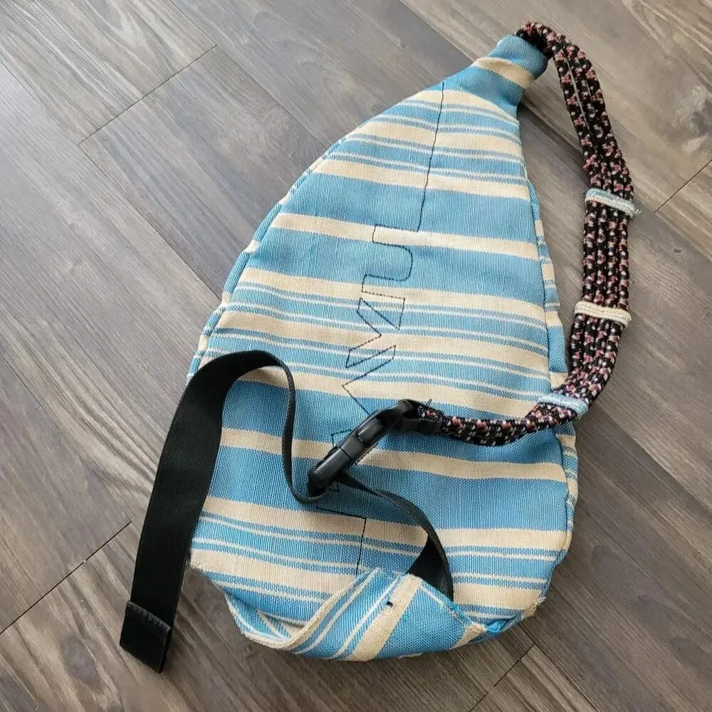 Kavu Women Interwoven Rope Bag Sling Pack Prism Stripe Blue White Zip Pocket